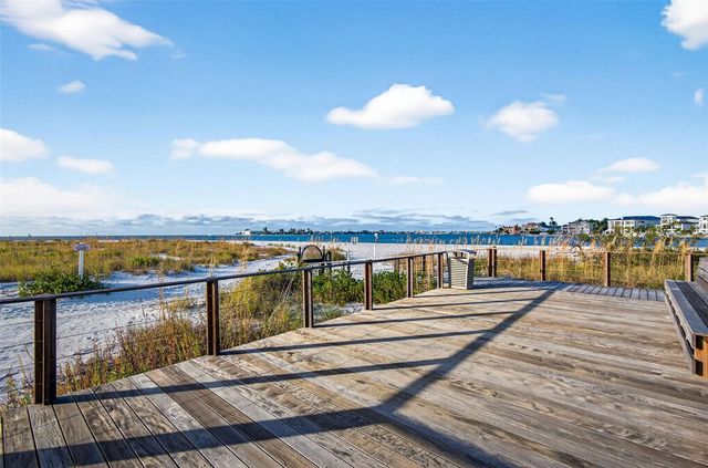 800 COLLANY ROAD 304, Tierra Verde, FL 33715