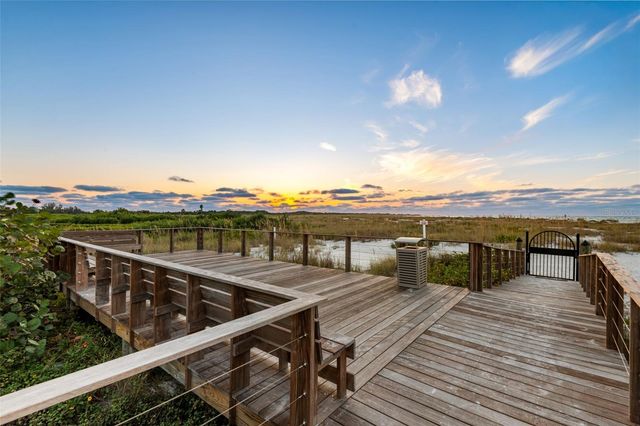 800 COLLANY ROAD 304, Tierra Verde, FL 33715