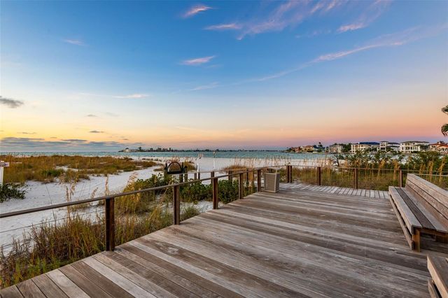 800 COLLANY ROAD 304, Tierra Verde, FL 33715