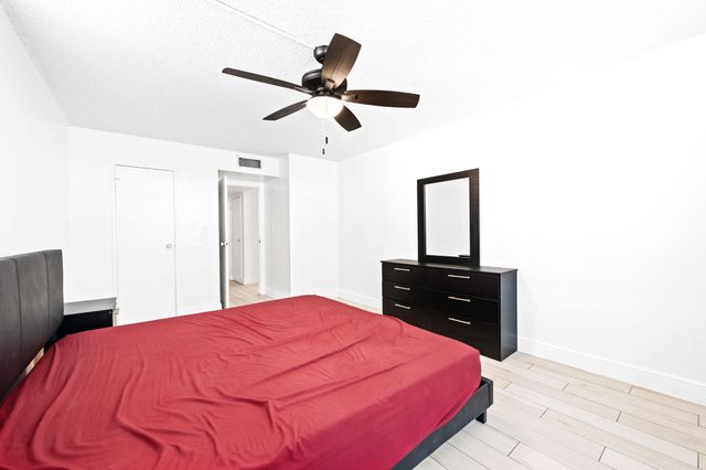 1424 SE 15th Street 11, Fort Lauderdale, FL 33316