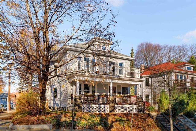 83 Aldrich St 1, Boston, MA 02131