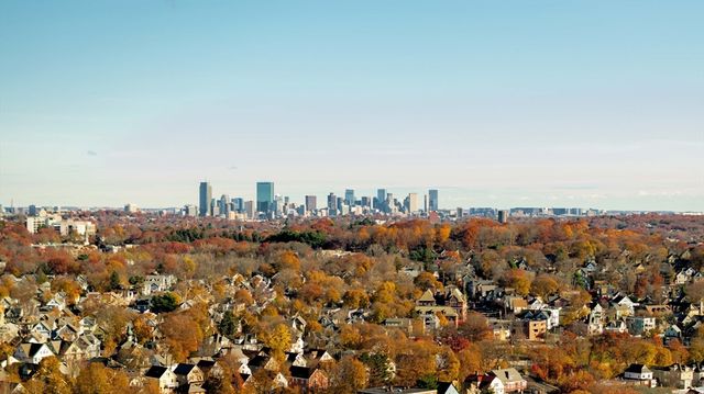 83 Aldrich St 1, Boston, MA 02131