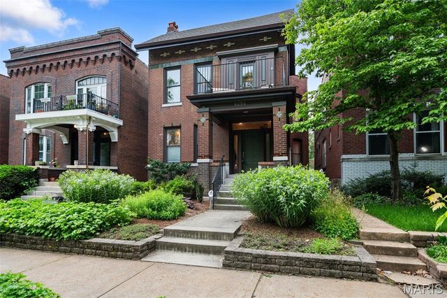 4254 Arsenal Street, St Louis, MO 63116