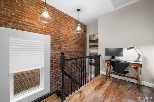 4254 Arsenal Street, St Louis, MO 63116