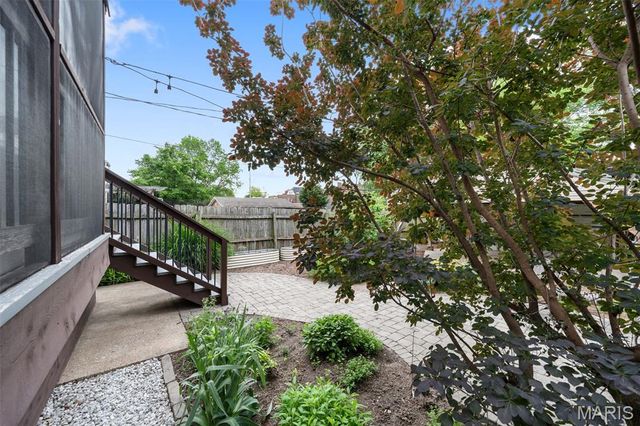 4254 Arsenal Street, St Louis, MO 63116