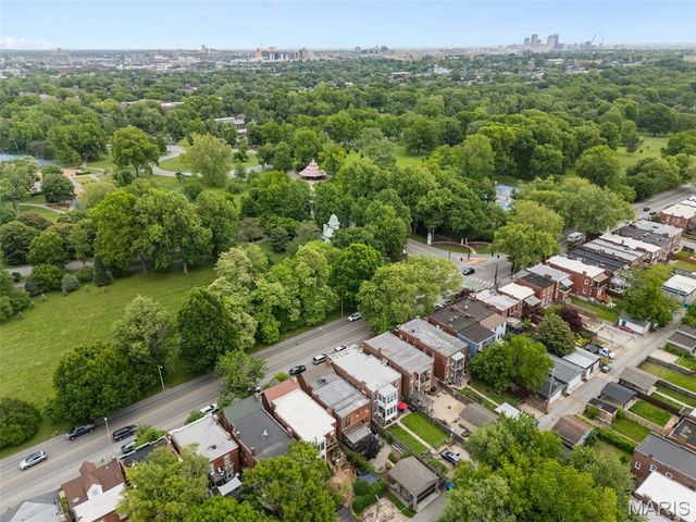 4254 Arsenal Street, St Louis, MO 63116