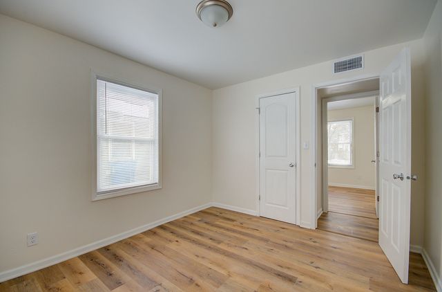 1815 Wilcox Street, Crest Hill, IL 60403