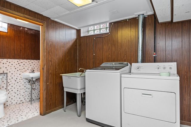 22603 Hill Street, Warren, MI 48091