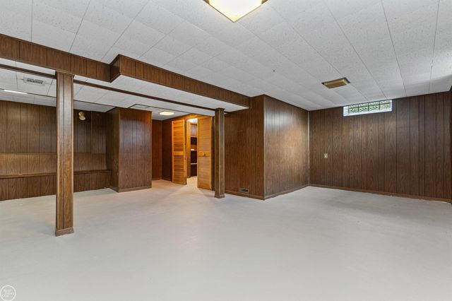 22603 Hill Street, Warren, MI 48091
