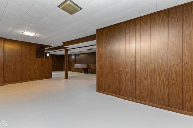 22603 Hill Street, Warren, MI 48091