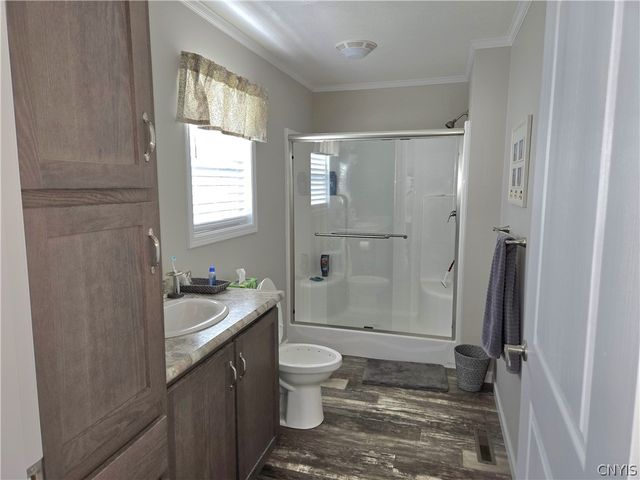 101 Woods Edge Drive, New Hartford, NY 13323
