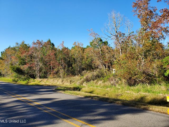 3098 Washington Street, Bay Saint Louis, MS 39520