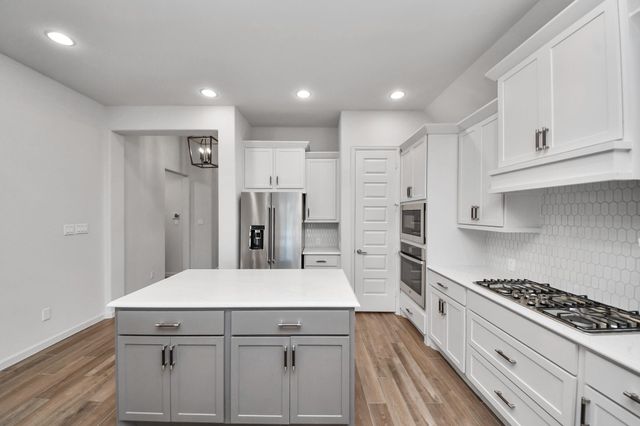 206 Ginger Street, Richmond, TX 77406