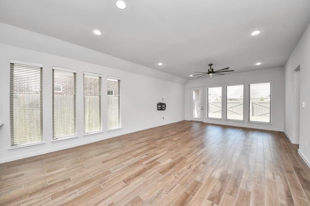 206 Ginger Street, Richmond, TX 77406