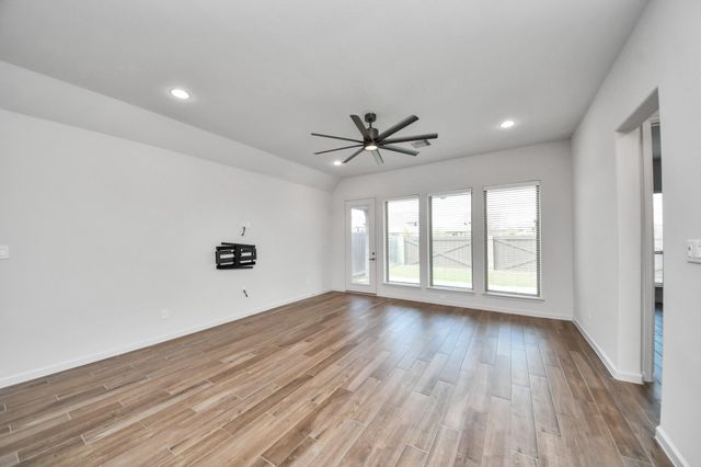 206 Ginger Street, Richmond, TX 77406