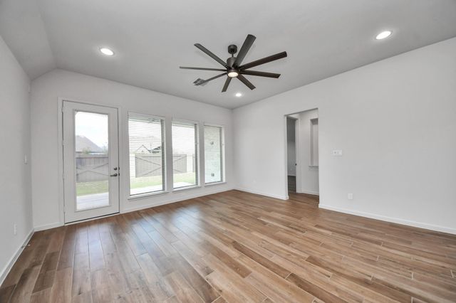 206 Ginger Street, Richmond, TX 77406