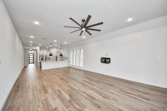 206 Ginger Street, Richmond, TX 77406
