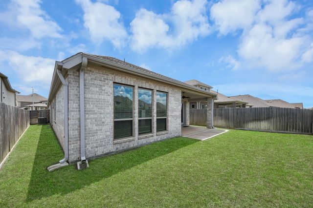 206 Ginger Street, Richmond, TX 77406