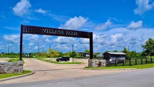 206 Ginger Street, Richmond, TX 77406