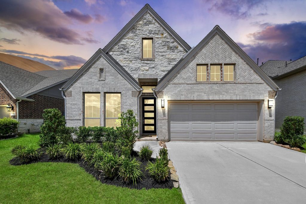 206 Ginger Street, Richmond, TX 77406