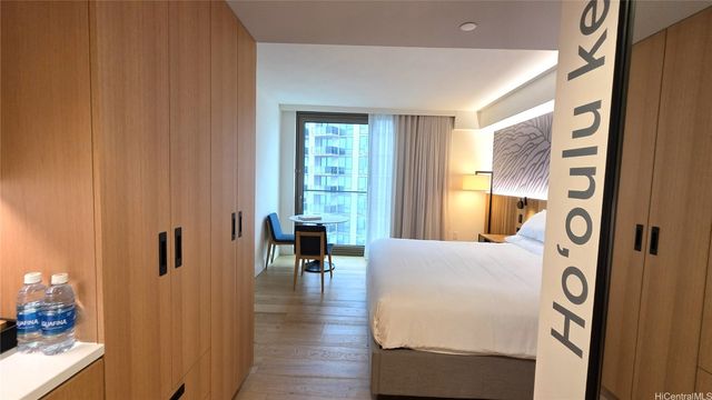 1390 Kapiolani Boulevard 3704, Honolulu, HI 96814