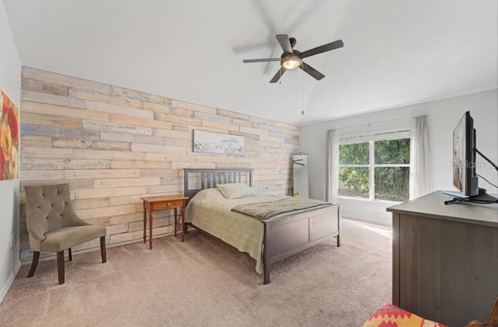 Image 27 of property listing at 10813 ROCKLEDGE VIEW DRIVE, Riverview, FL 33579