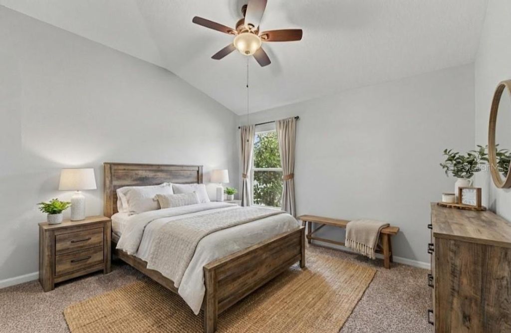 Image 33 of property listing at 10813 ROCKLEDGE VIEW DRIVE, Riverview, FL 33579