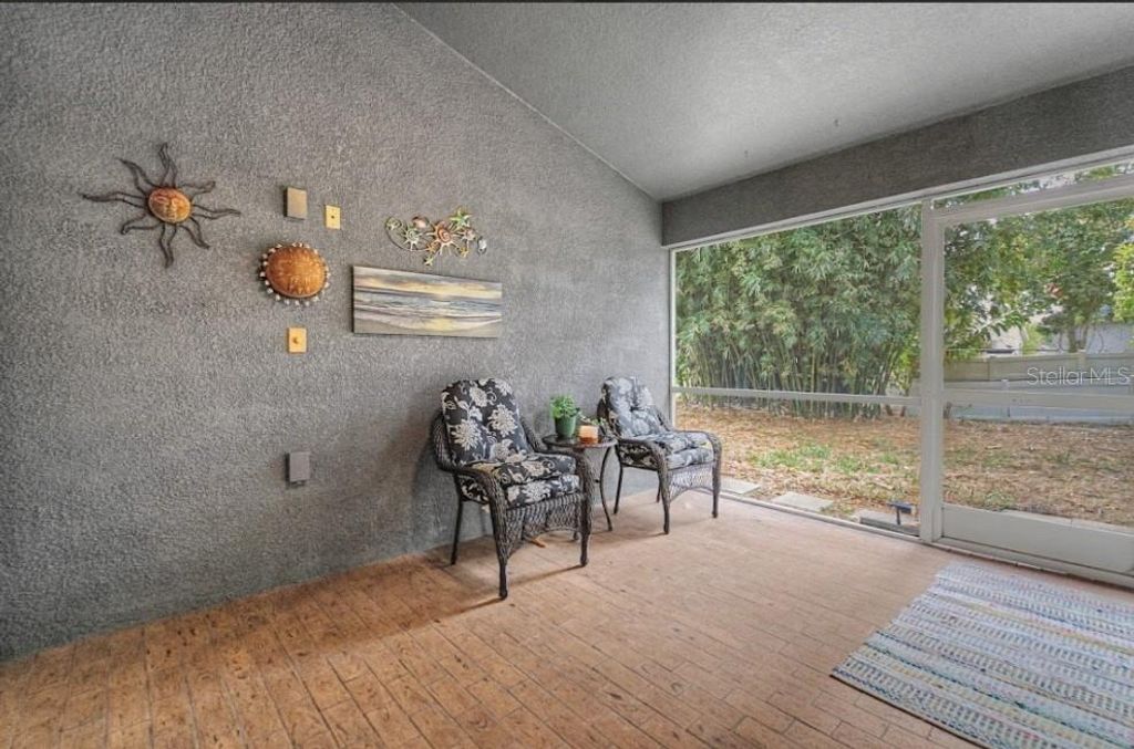 Image 44 of property listing at 10813 ROCKLEDGE VIEW DRIVE, Riverview, FL 33579