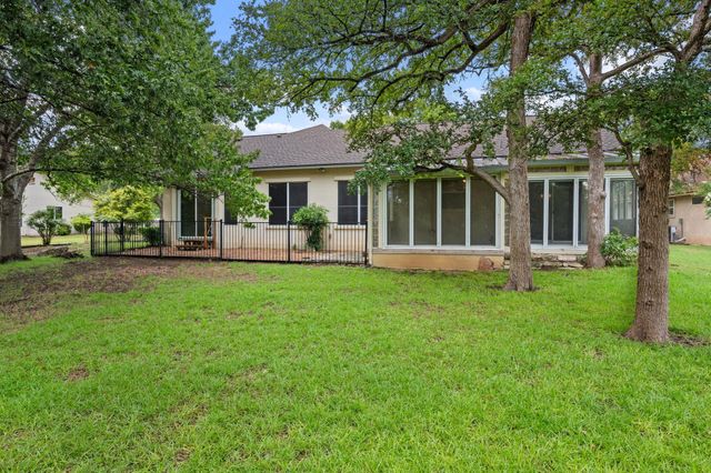 133 Crystal Springs DR, Georgetown, TX 78633
