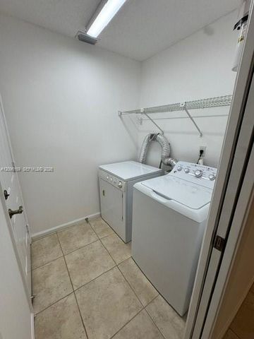 610 SE 22nd Lane, Homestead, FL 33033