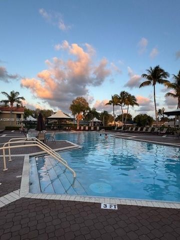 610 SE 22nd Lane, Homestead, FL 33033