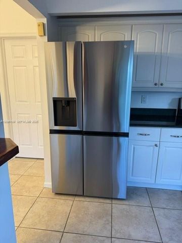 610 SE 22nd Lane, Homestead, FL 33033