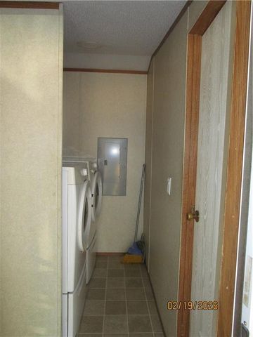 769 EAST MEADE Road, Pollock, LA 71467