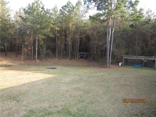 769 EAST MEADE Road, Pollock, LA 71467