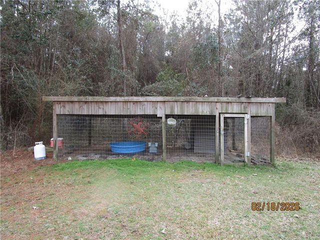769 EAST MEADE Road, Pollock, LA 71467