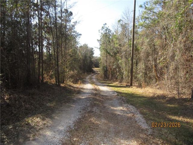 769 EAST MEADE Road, Pollock, LA 71467