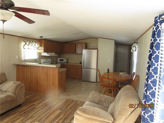 769 EAST MEADE Road, Pollock, LA 71467