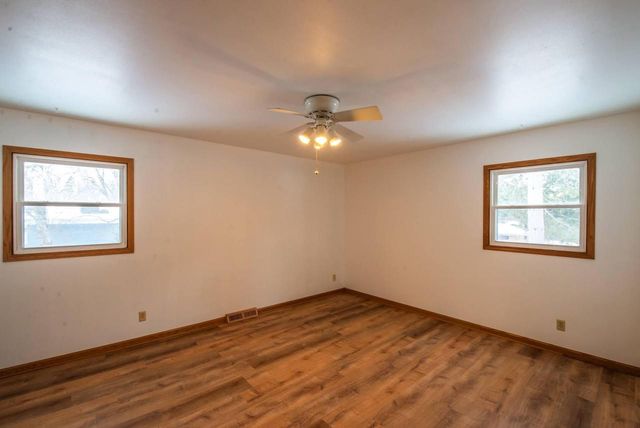 110 Toms AVENUE, Twin Lakes, WI 53181