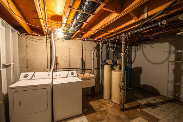 110 Toms AVENUE, Twin Lakes, WI 53181