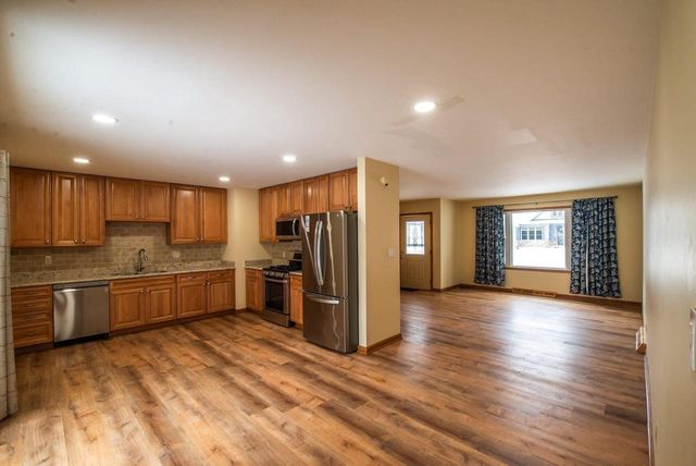 110 Toms AVENUE, Twin Lakes, WI 53181