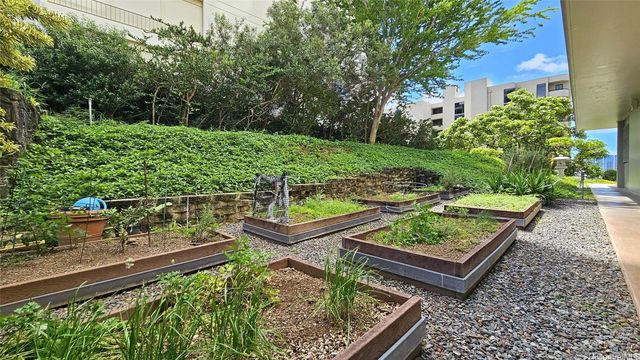 999 Wilder Avenue 1103, Honolulu, HI 96822