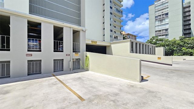 999 Wilder Avenue 1103, Honolulu, HI 96822