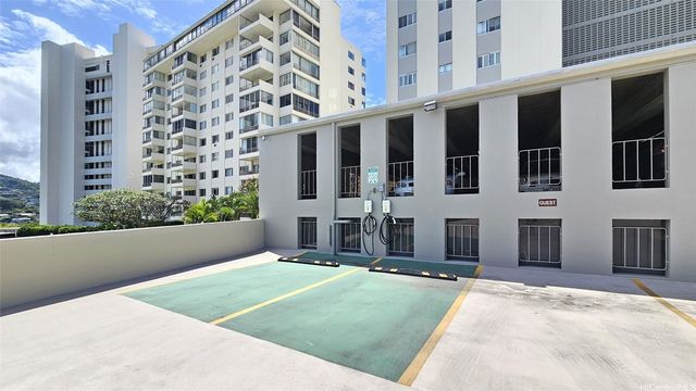 999 Wilder Avenue 1103, Honolulu, HI 96822