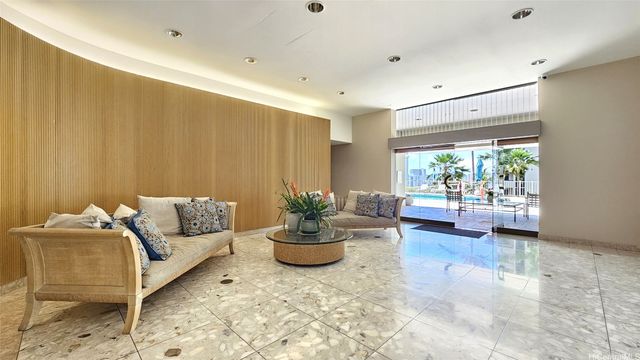 999 Wilder Avenue 1103, Honolulu, HI 96822