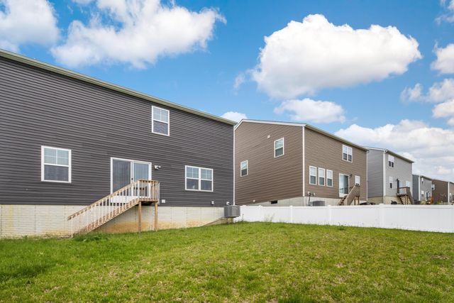 468 Faulkner Drive, Lithopolis, OH 43136