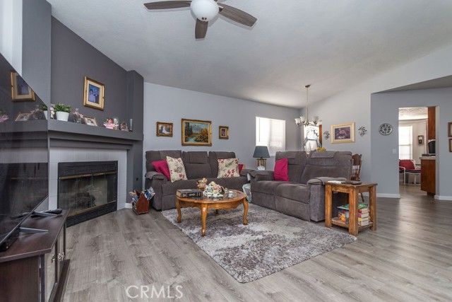 721 La Morena Drive, Hemet, CA 92545