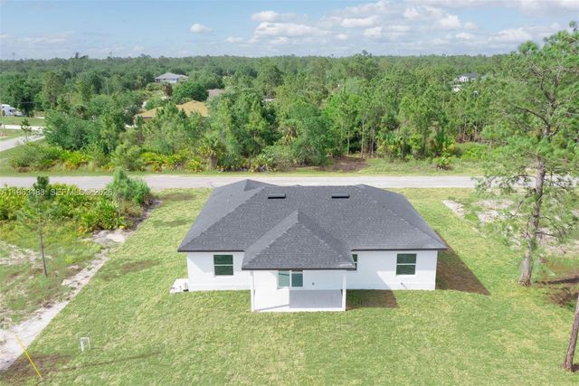 3121 71th St W, Lehigh Acres, FL 33971