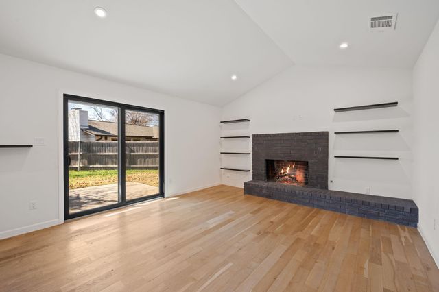 2111 Teakwood DR, Austin, TX 78757