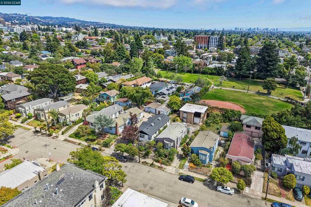 1520-1522 Francisco St, Berkeley, CA 94703