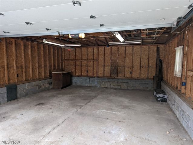 125 N Bentley Avenue, Niles, OH 44446